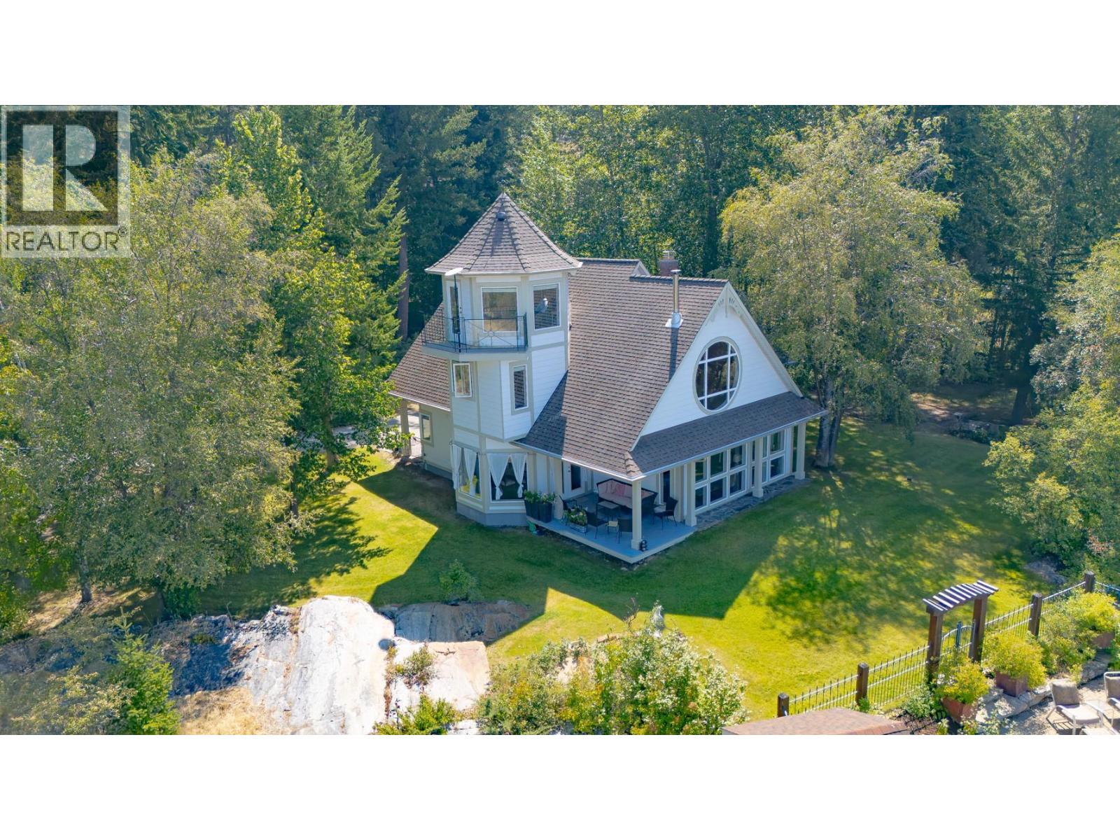 114 BEAR END Road, Penticton