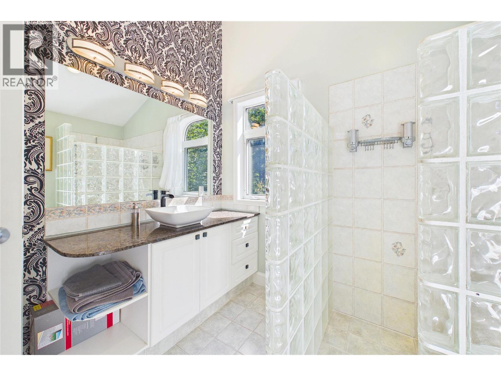 114 BEAR END Road, Penticton