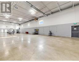949 Kamato Road, Mississauga, ON L4W2R5 Photo 25