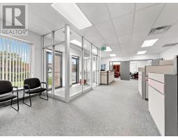 949 Kamato Road, Mississauga, ON L4W2R5 Photo 6