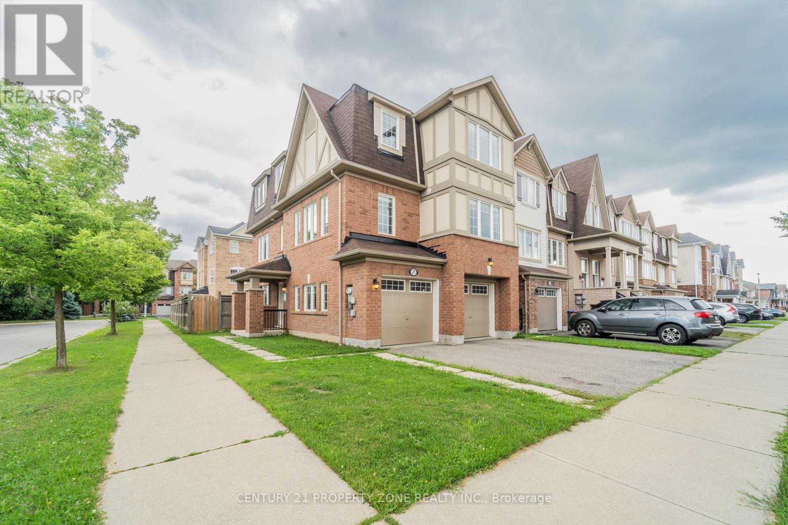 27 MIDHOPE WAY - 3