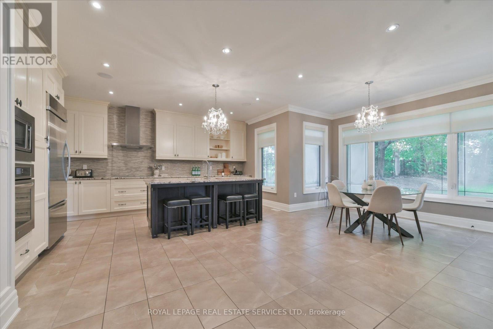 439 MARTIN GROVE ROAD - 12