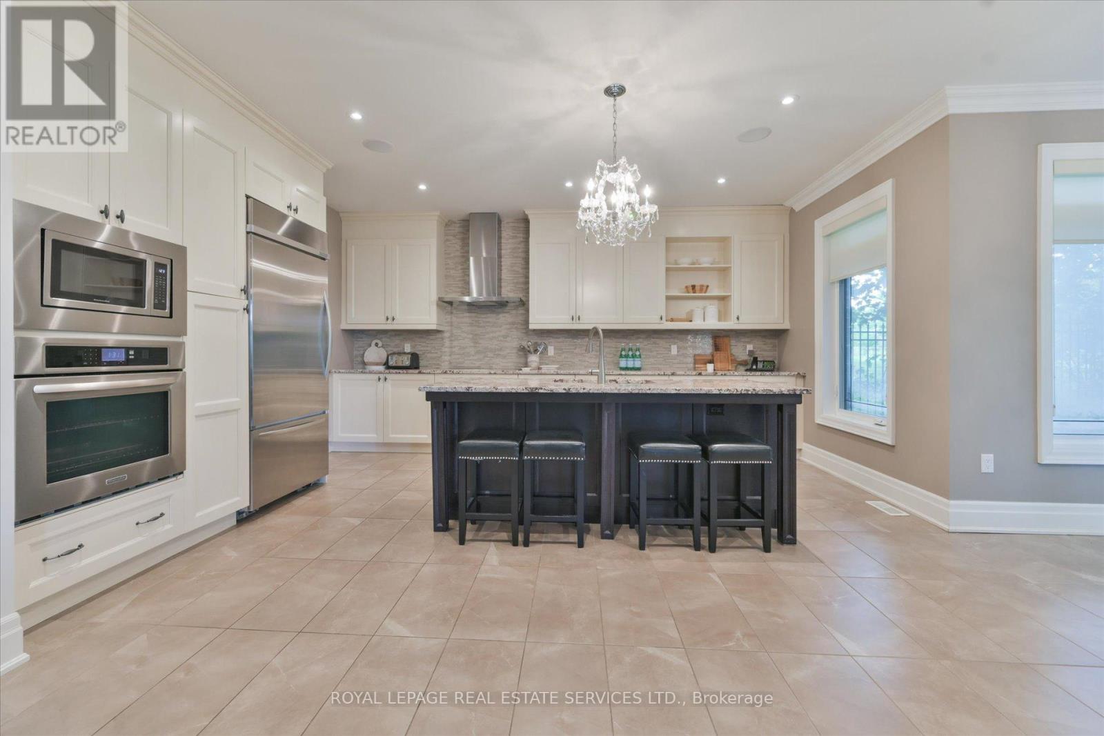 439 MARTIN GROVE ROAD - 14