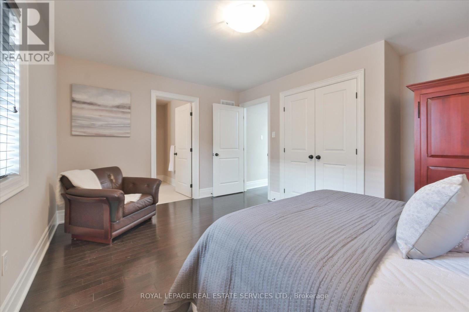 439 MARTIN GROVE ROAD - 40