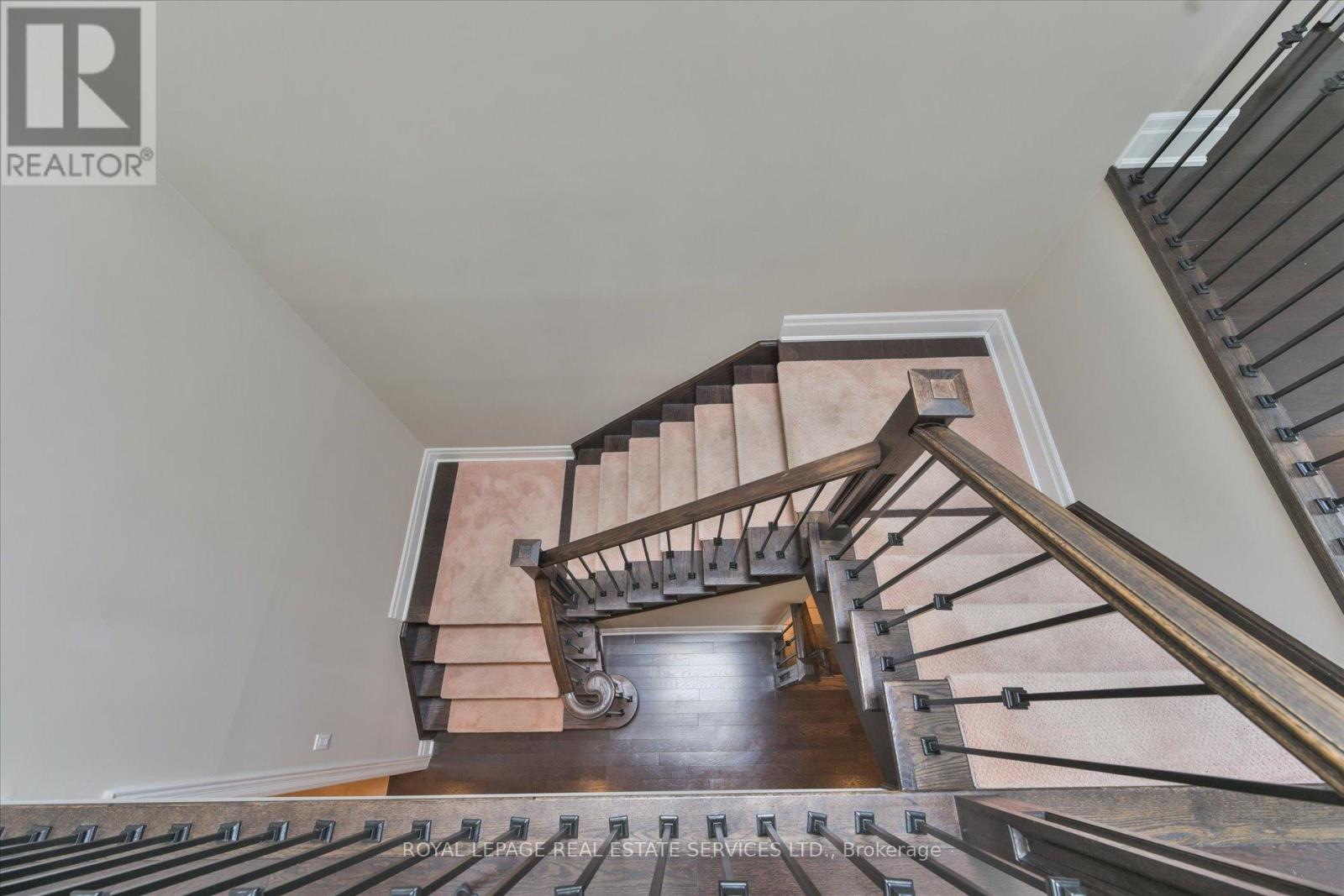 439 MARTIN GROVE ROAD - 42