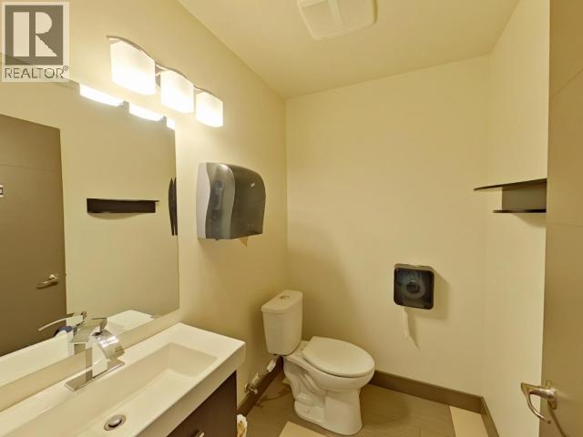 4553 MARINE AVE, Powell River