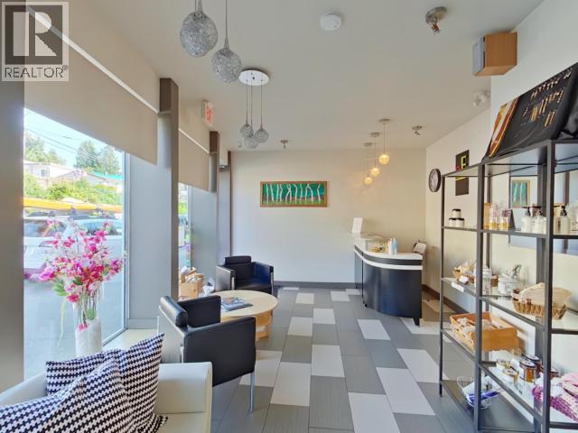 4553 MARINE AVE, Powell River