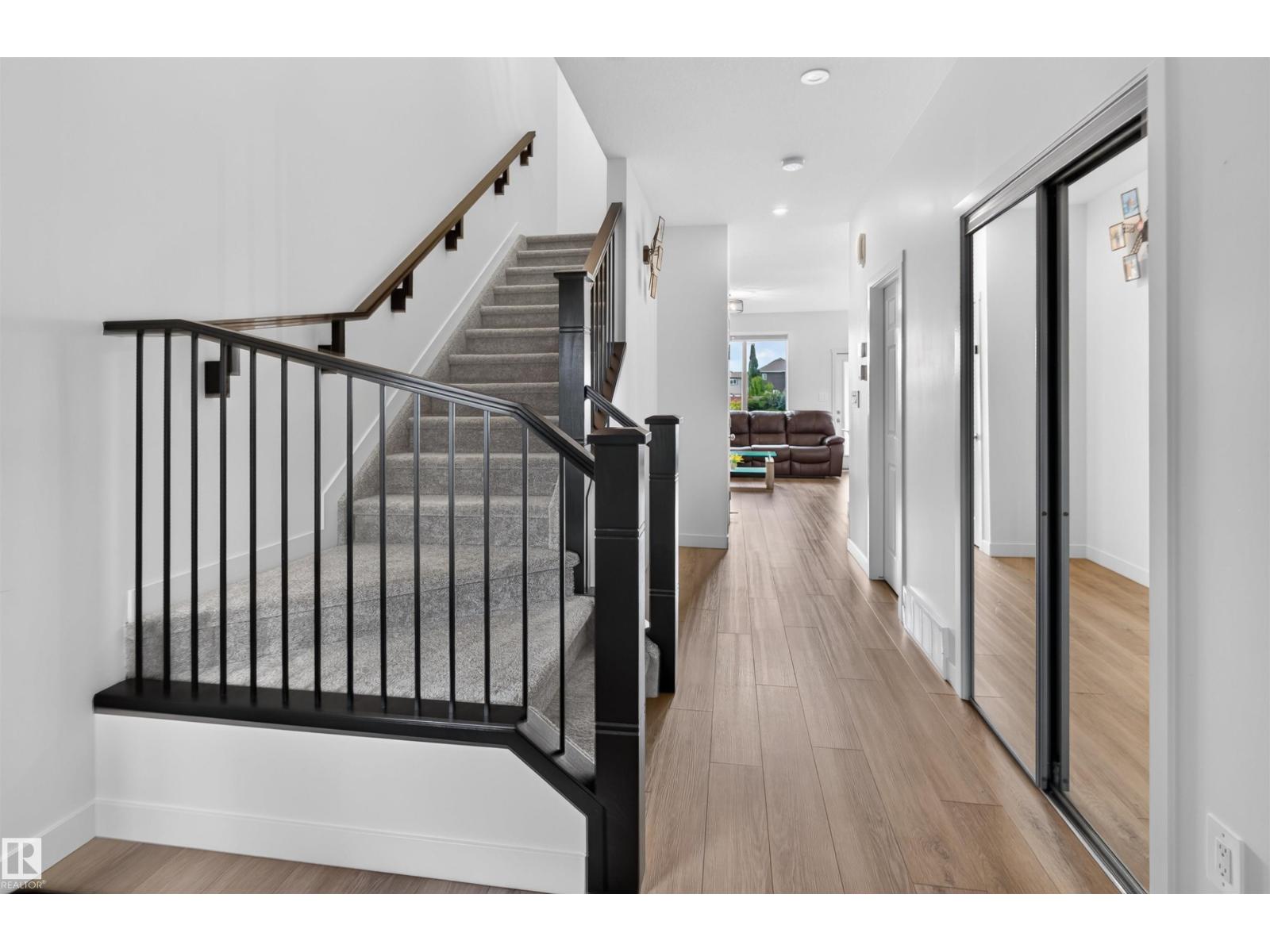 1676 27 ST NW - Image 37