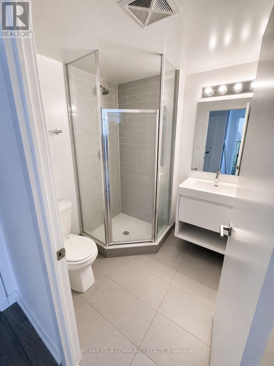 #404 159 WELLESLEY STREET E - 5