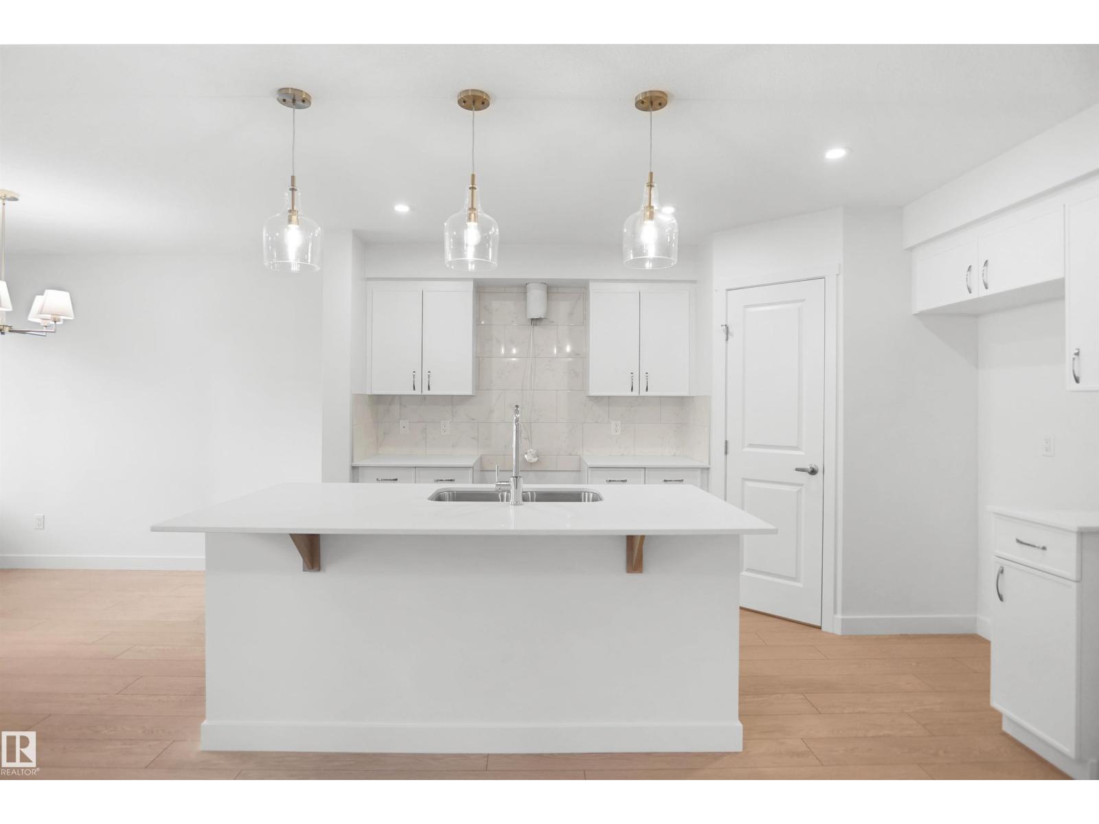21 Emmett WY - Image 15