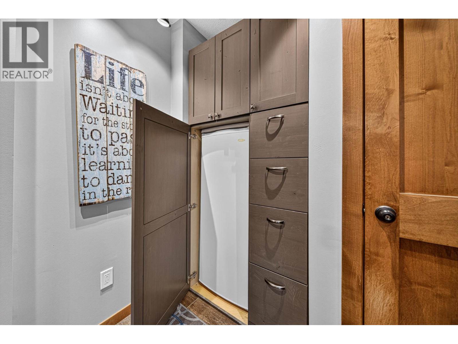 4559 Timberline Crescent Unit# 221, Fernie
