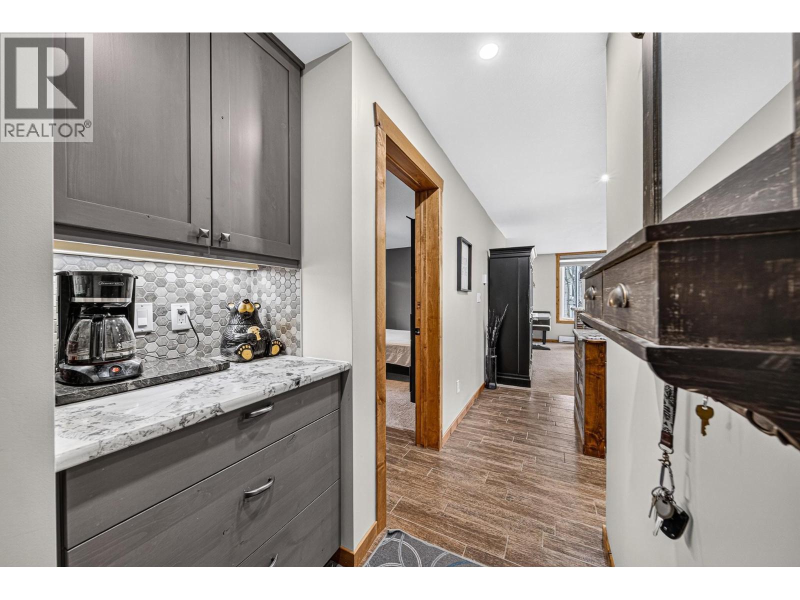 #221 4559 Timberline Crescent - 25