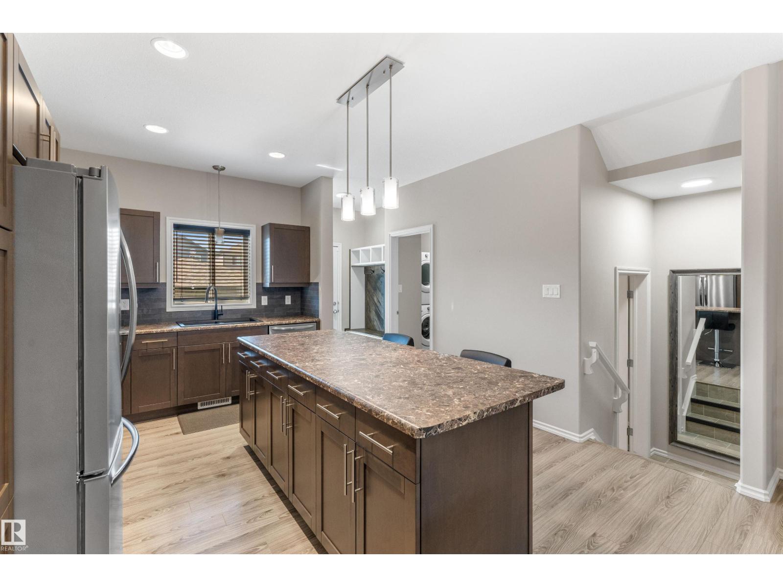 22107 88 AV NW - Image 16