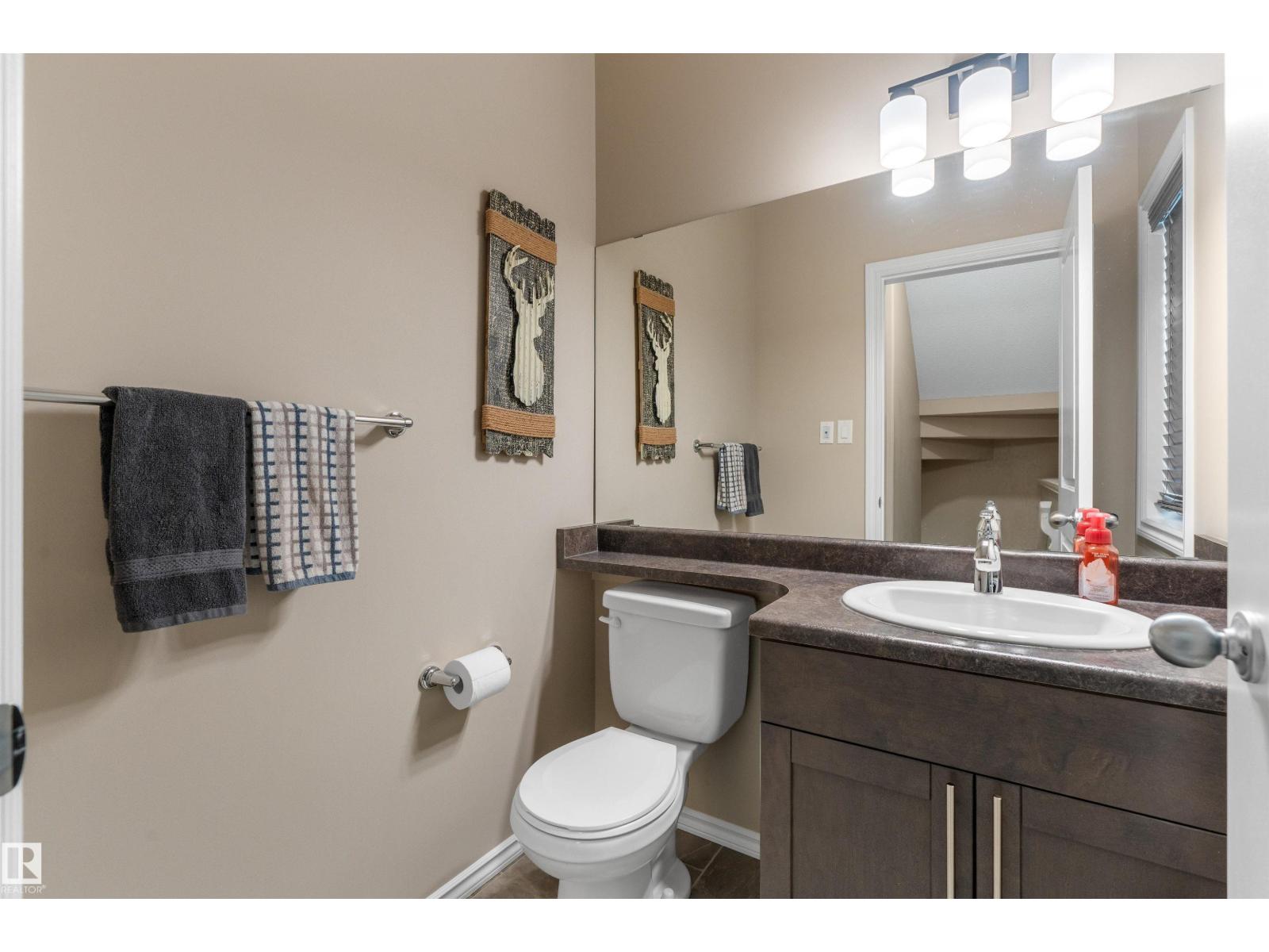 22107 88 AV NW - Image 23
