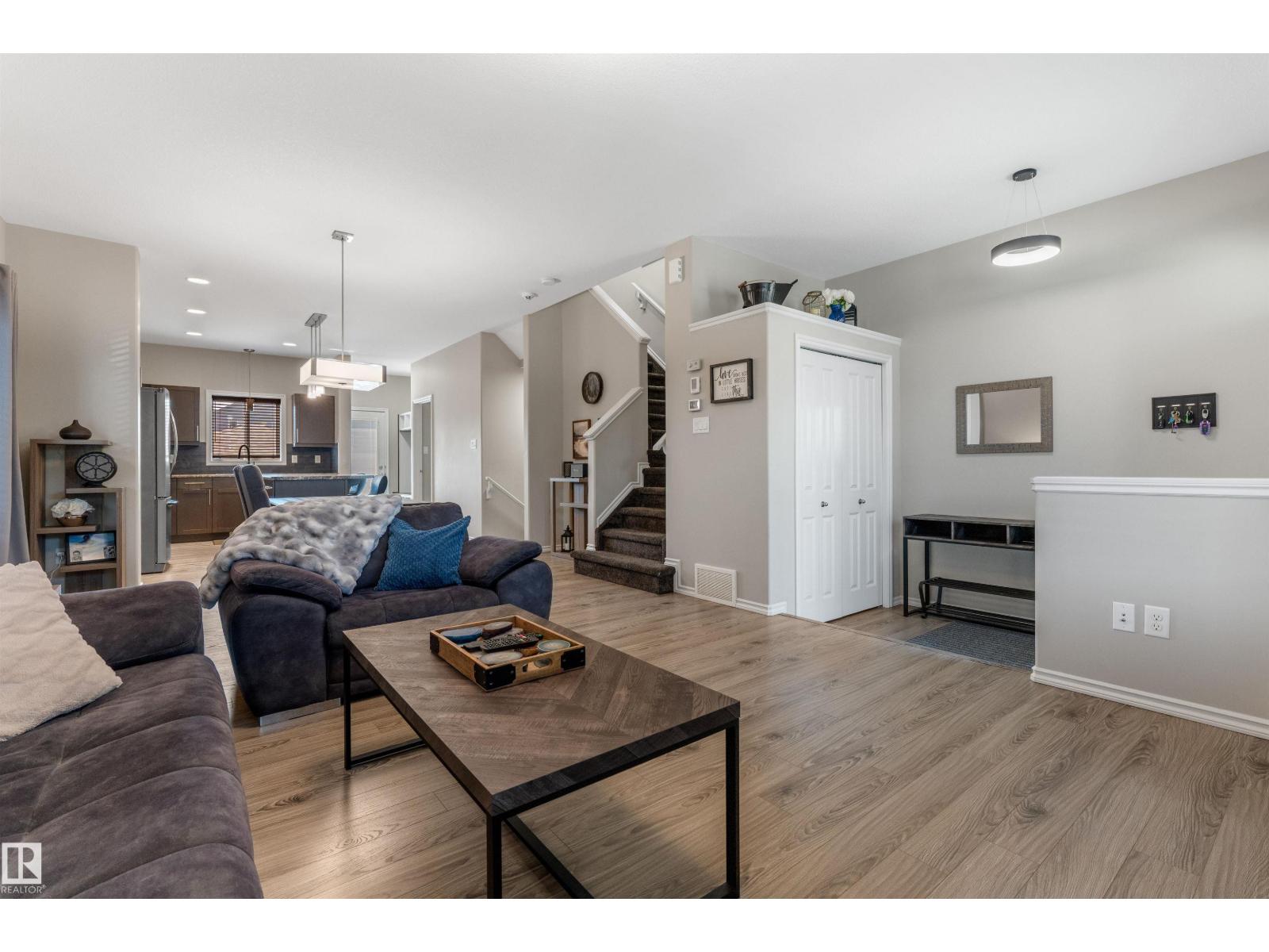 22107 88 AV NW - Image 8