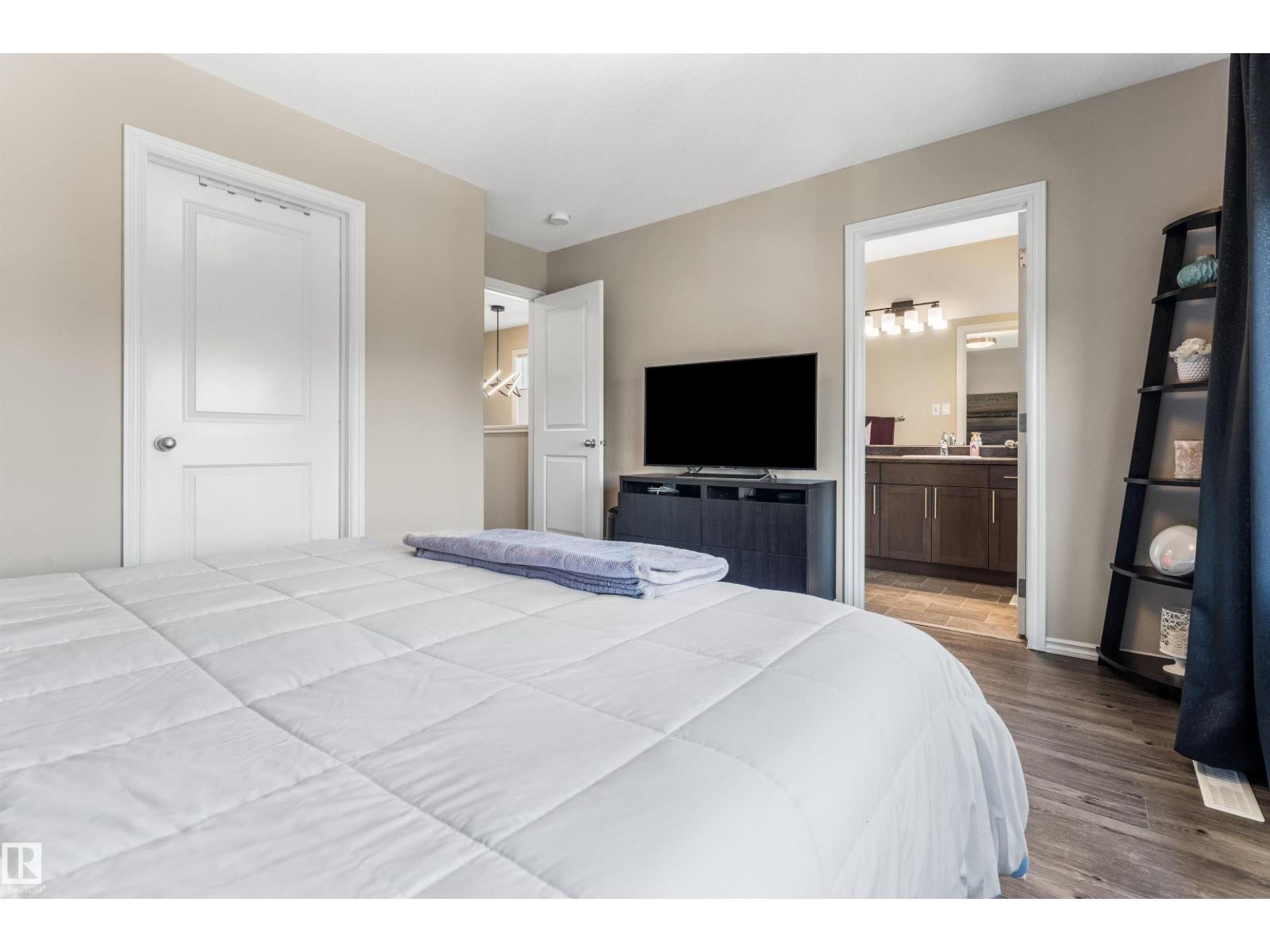 22107 88 AV NW - Image 26