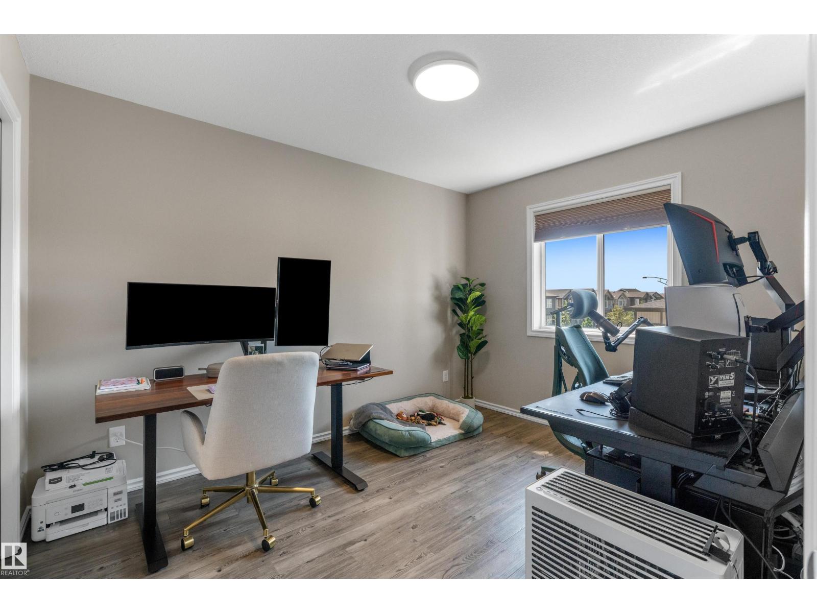 22107 88 AV NW - Image 33