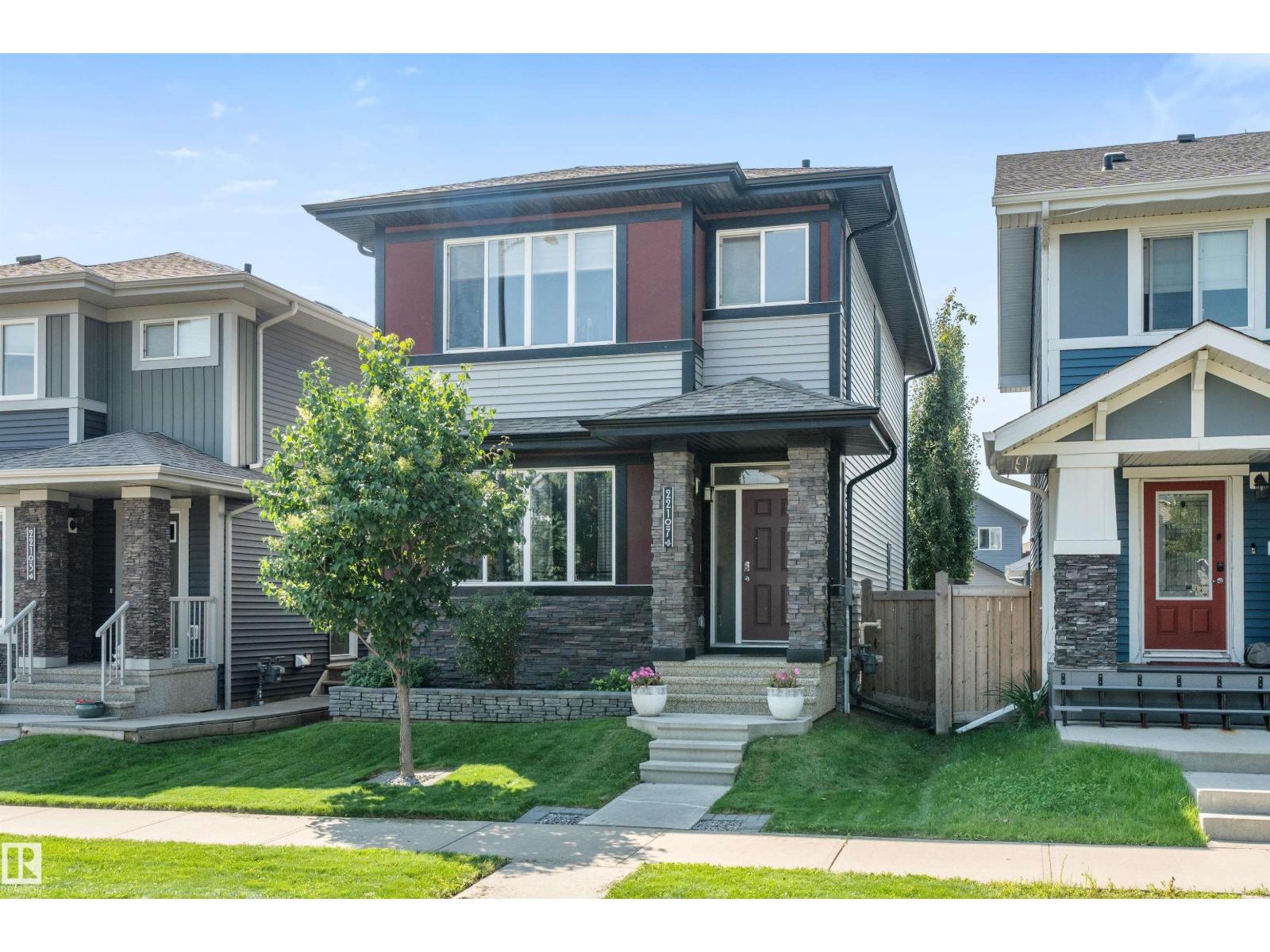 22107 88 AV NW - 4