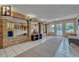 1760 Brunner Avenue Unit# 218, Kamloops, BC V2B3L7 Photo 9