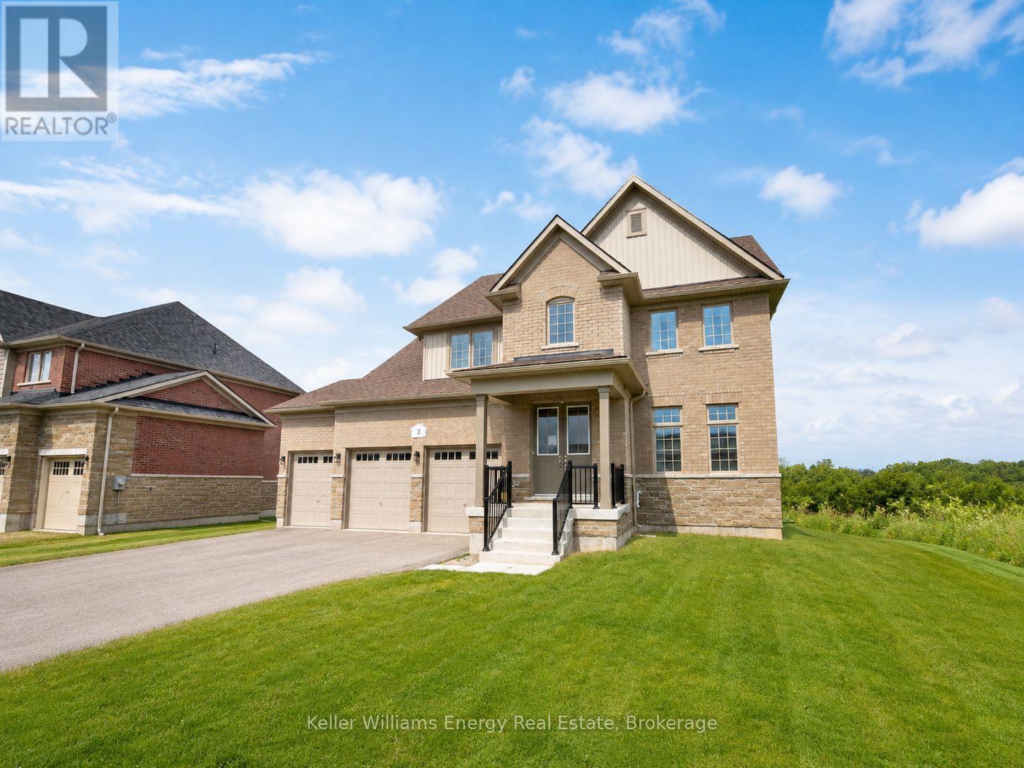 2 BLUE HERON COURT