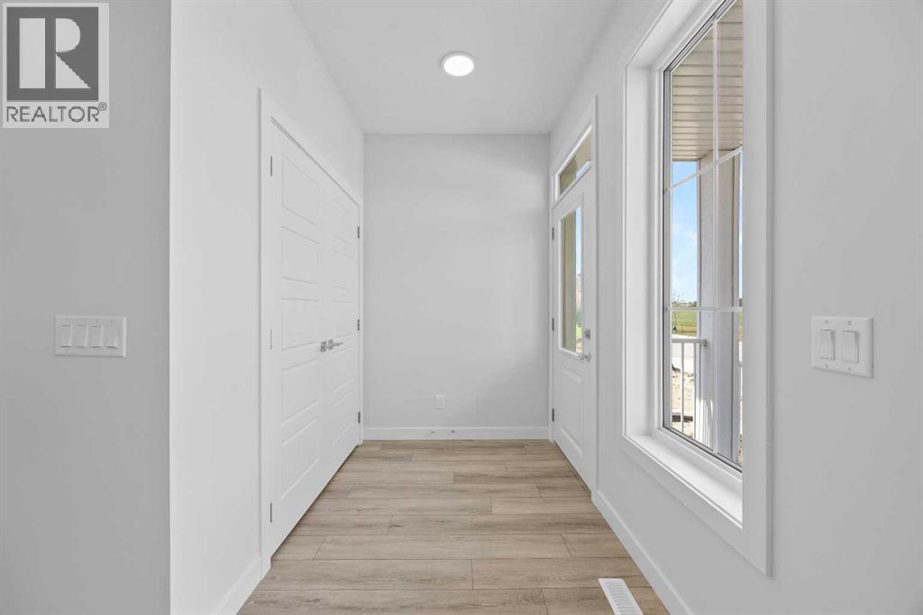 2112 152 Avenue NW - 3
