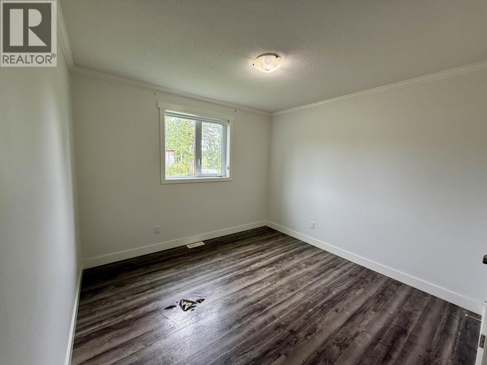 Photo 18 of 37 — 10495 MINCHIN ROAD · Prince George, BC