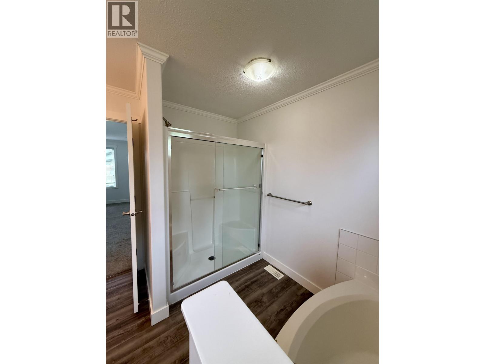 Photo 23 of 37 — 10495 MINCHIN ROAD · Prince George, BC