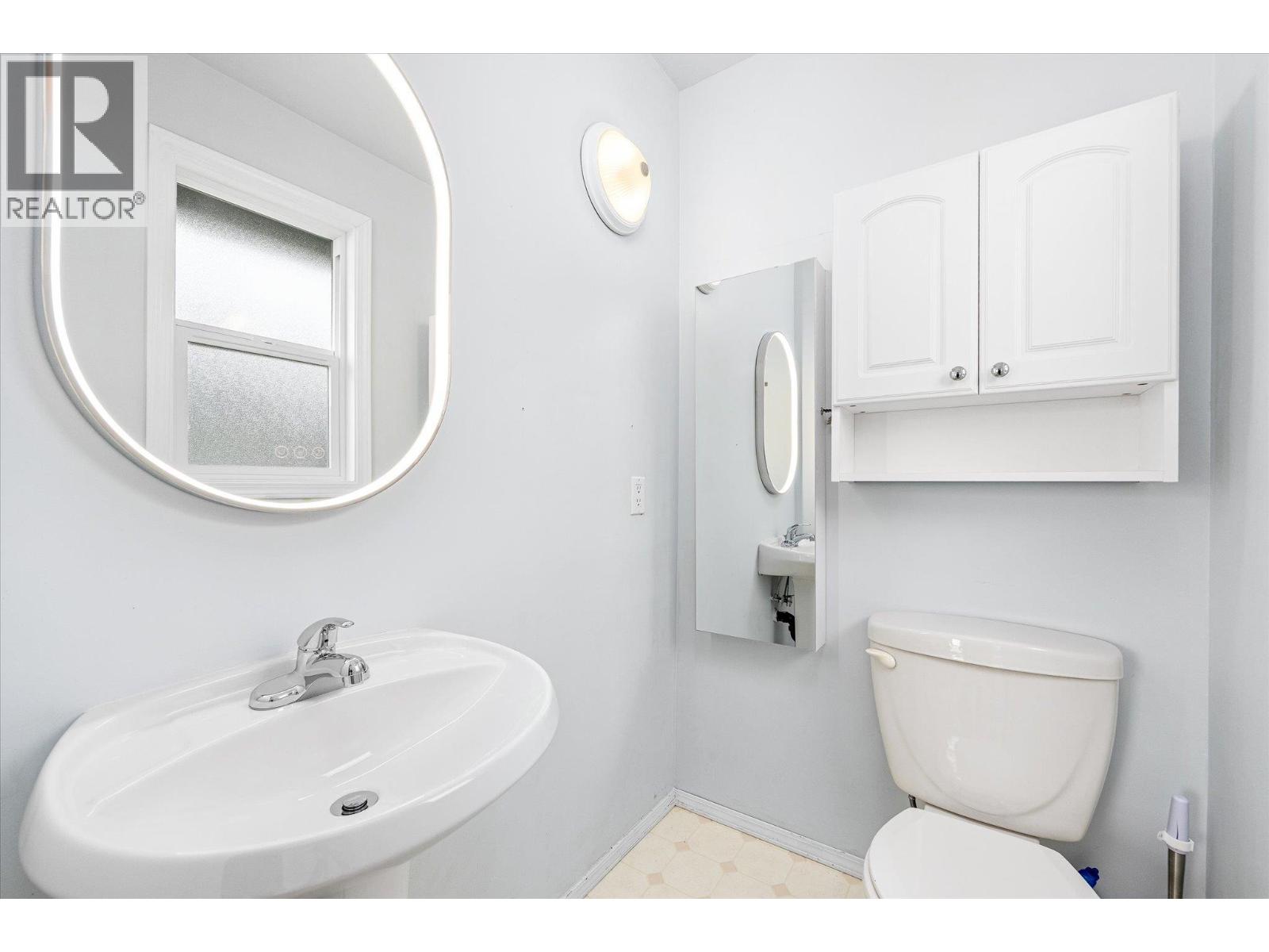 13890 Oyama Road, Lake Country