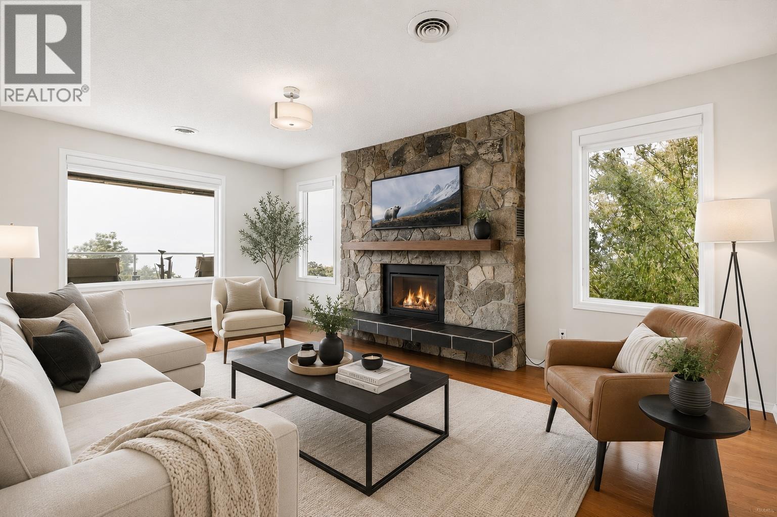 13890 Oyama Road, Lake Country