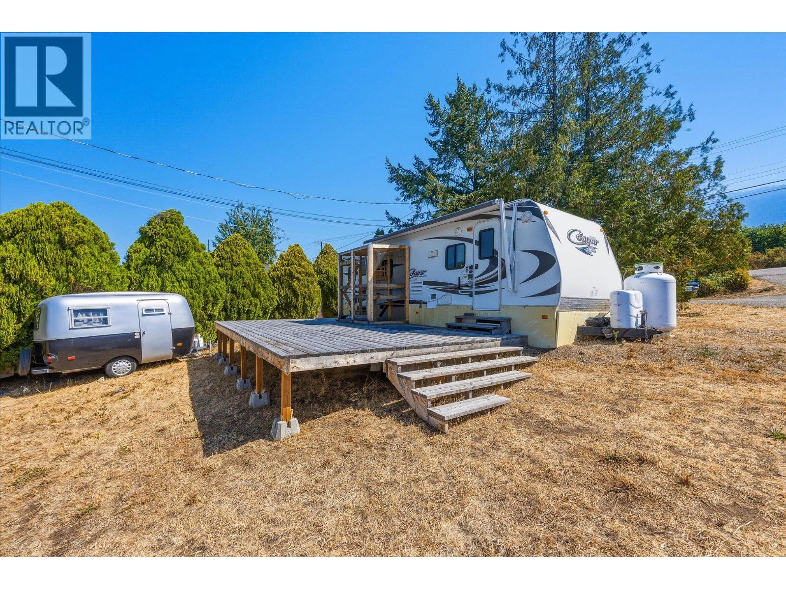 13890 Oyama Road, Lake Country