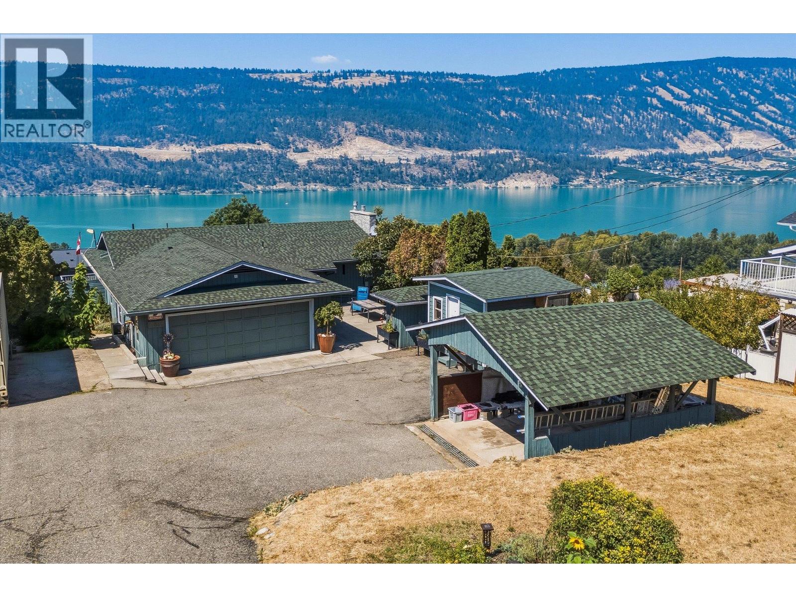 13890 Oyama Road, Lake Country