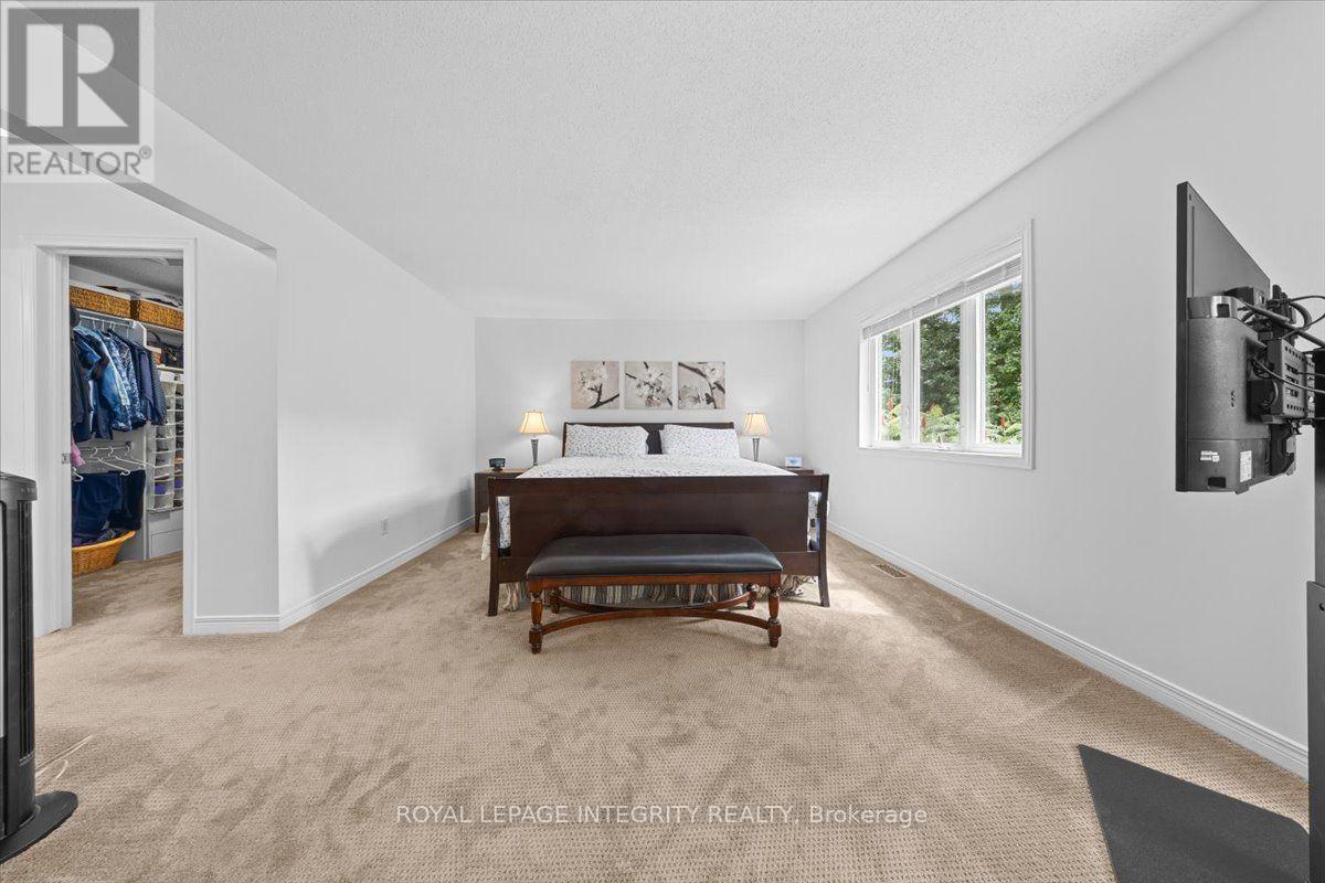4 Bed, 4 Bath House for Sale in Ottawa – 40 BON ECHO CRESCENT, Ottawa – MLS# X13689308 - Image 32