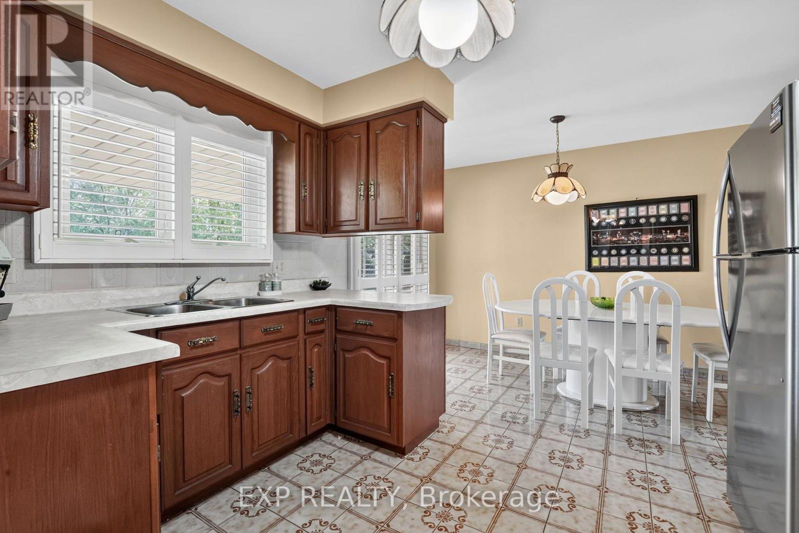 1370 POUND AVENUE - Image 12