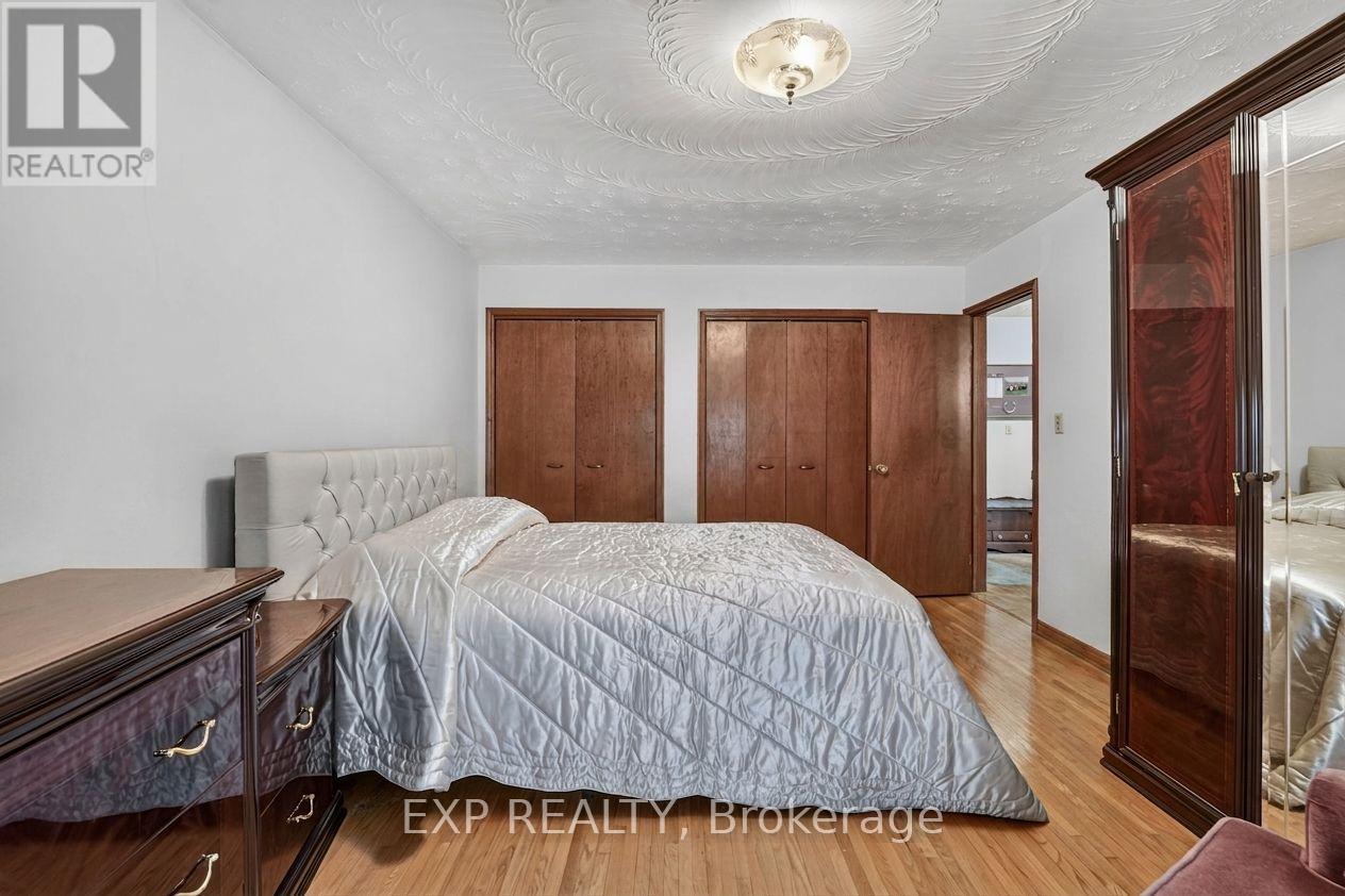 1370 POUND AVENUE - Image 23