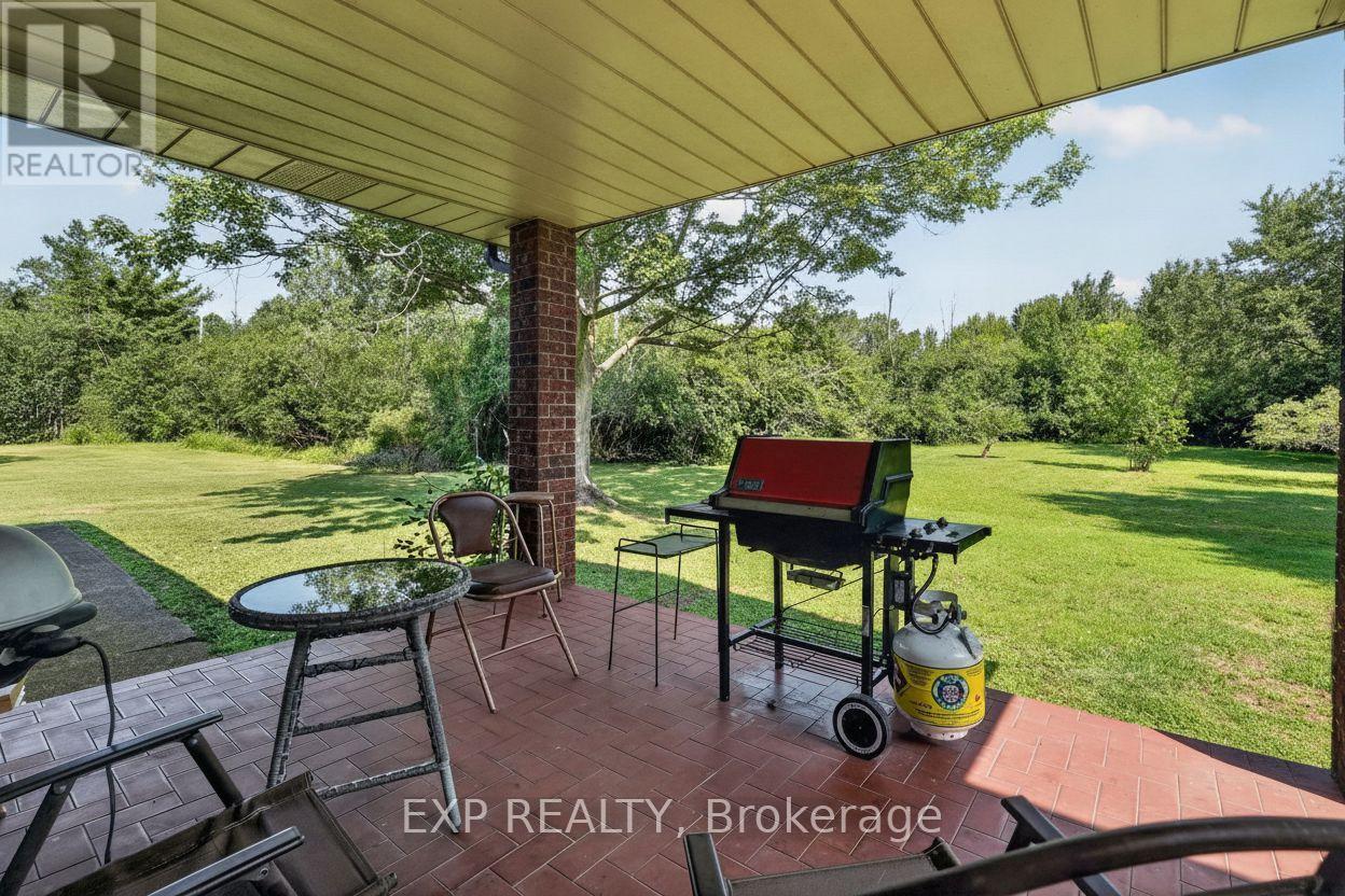 1370 POUND AVENUE - Image 37