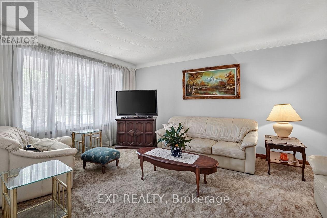 1370 POUND AVENUE - Image 9