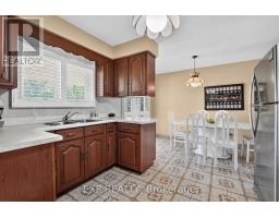 Kitchen - 1370 Pound Avenue, Fort Erie, ON L2A6A3 Photo 12