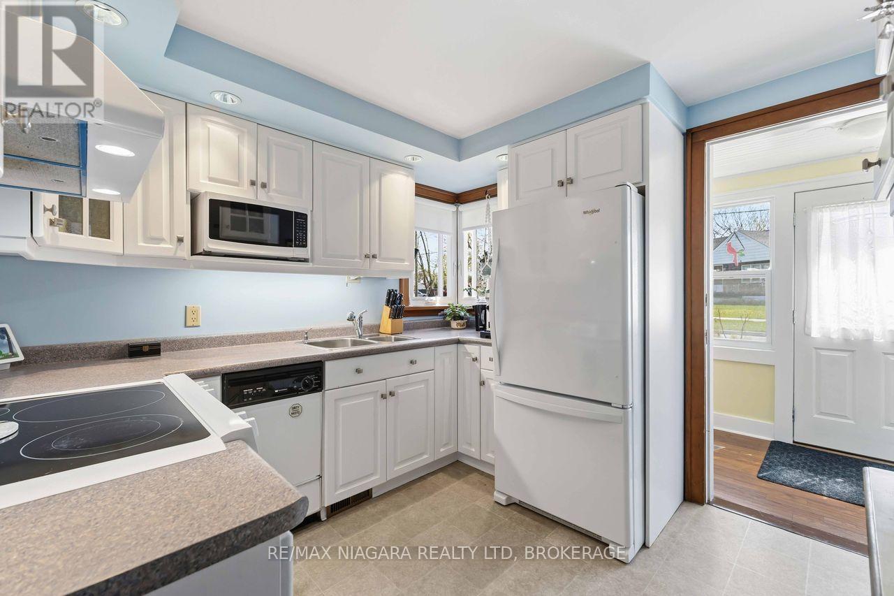 70 RIVERSIDE DRIVE - Image 23