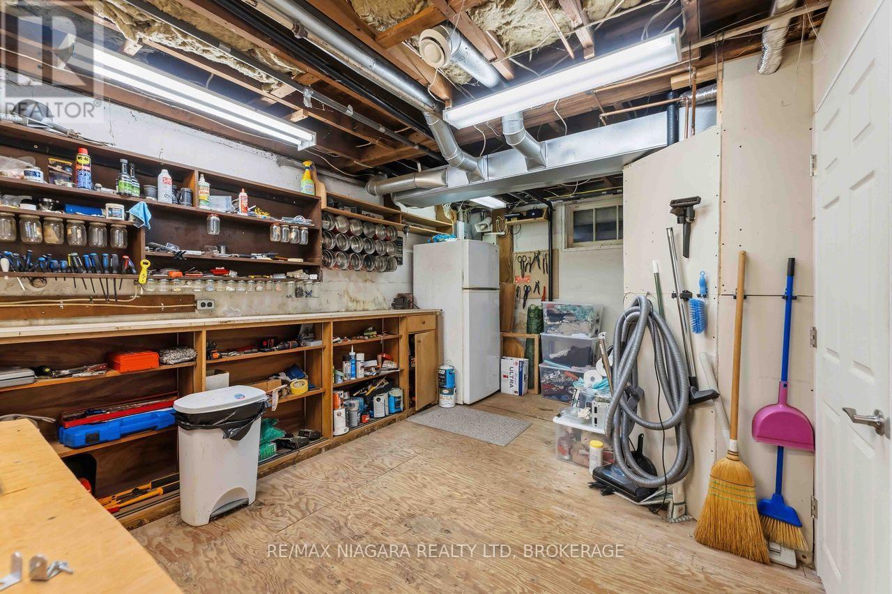 70 RIVERSIDE DRIVE - Image 39