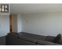 121 10th Street, New Westminster, BC V3M3X7 Photo 11