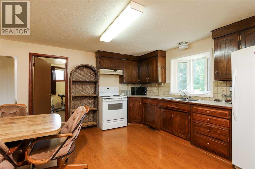 1142 Coleman Avenue - Image 14