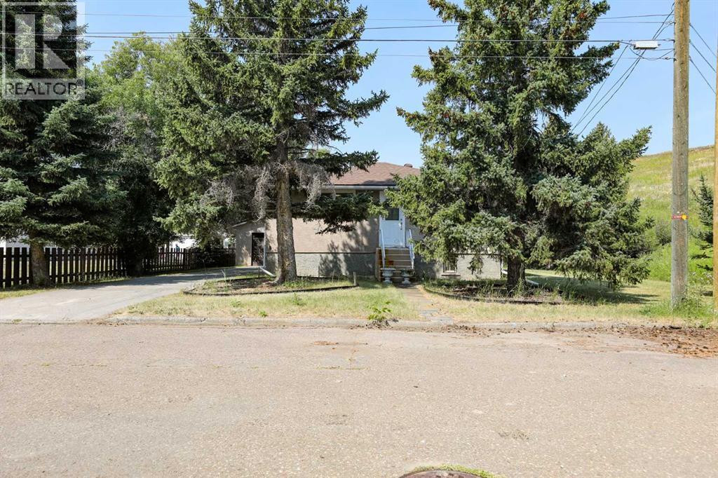 1142 Coleman Avenue - 2