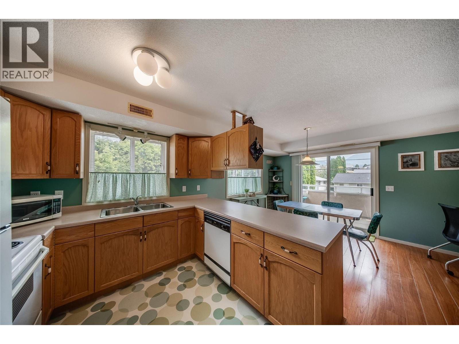 573 10th Avenue Unit# 4, Castlegar