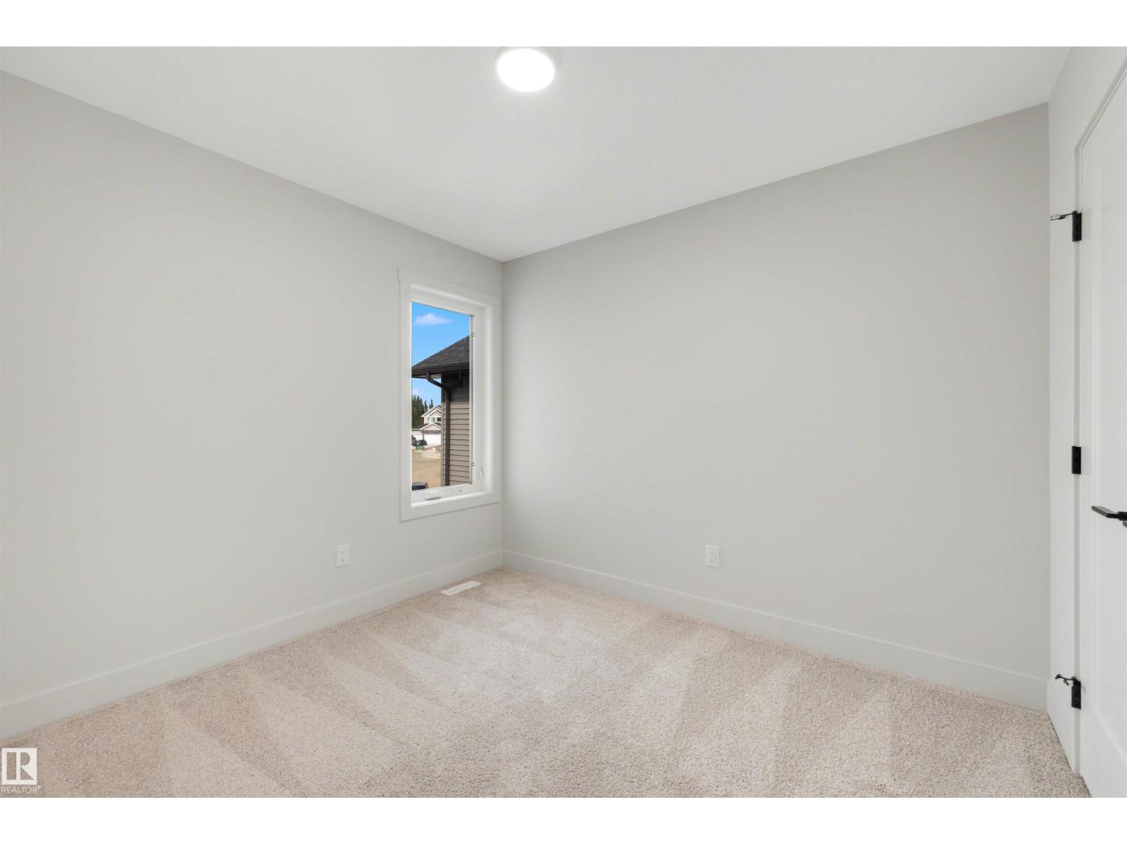 16 Grayson GR - Image 16