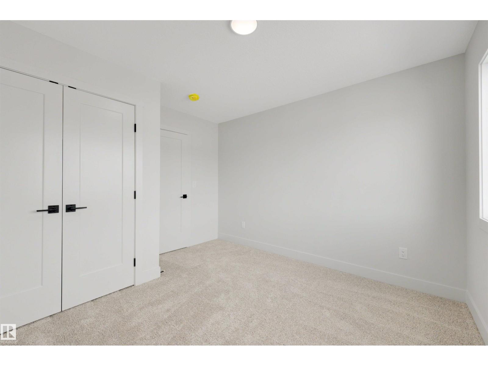 16 Grayson GR - Image 19