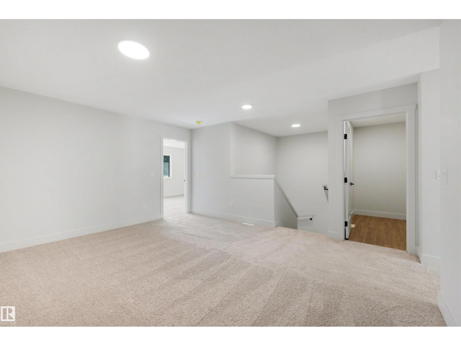 16 Grayson GR - Image 22