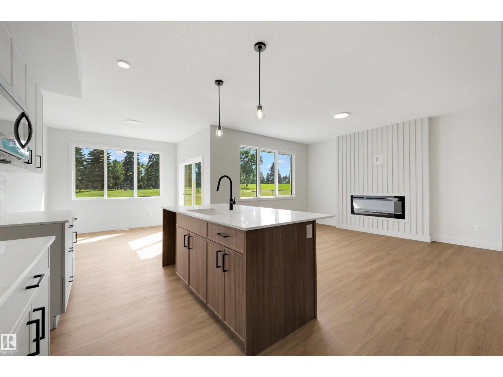 16 Grayson GR - Image 7