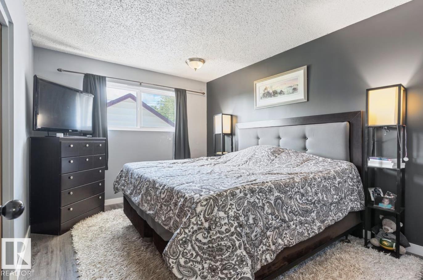 6221 44B Avenue - 21
