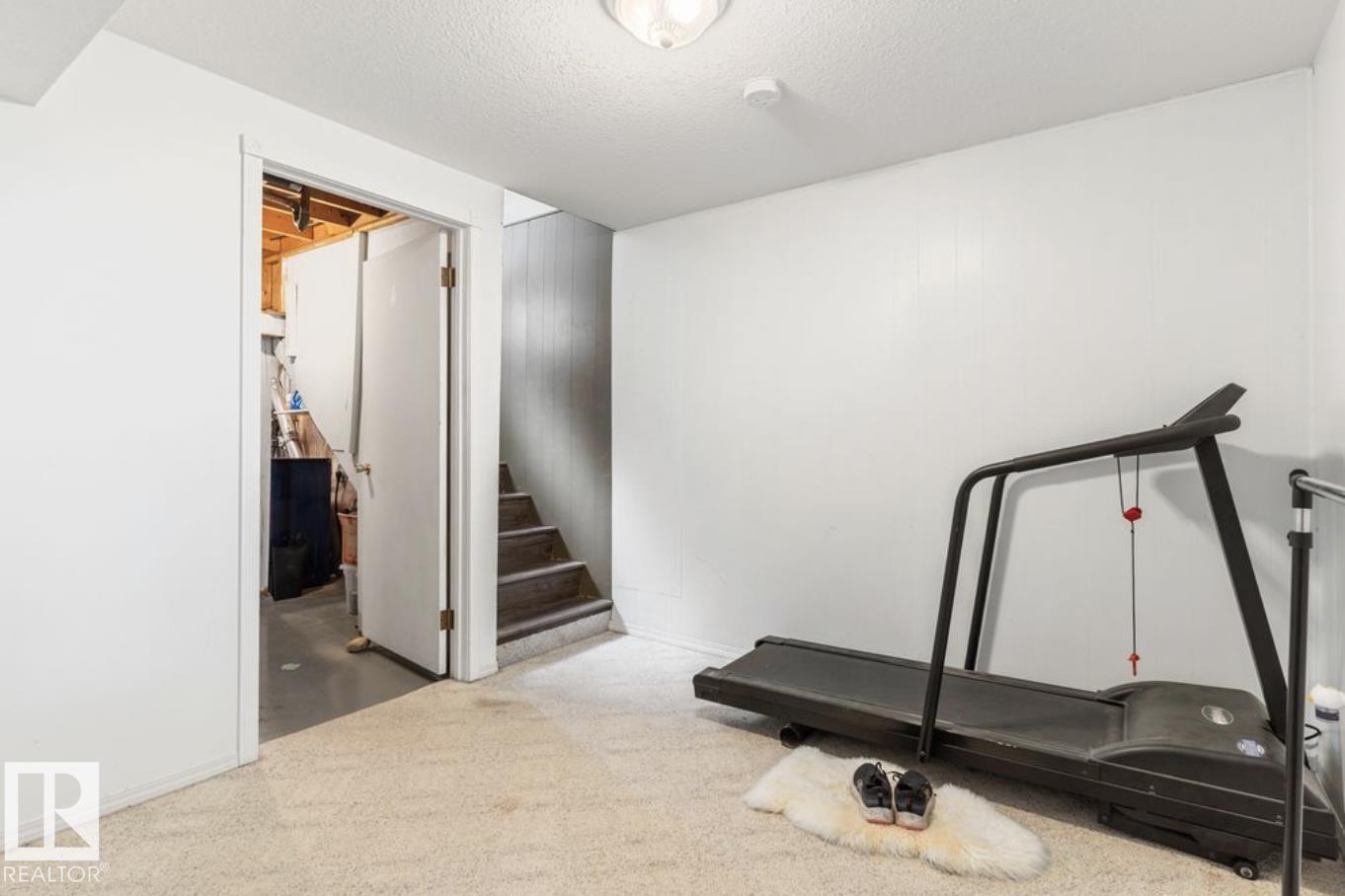 6221 44B Avenue - Image 30