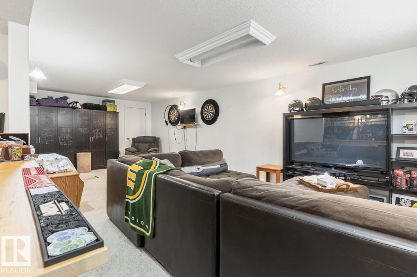 6221 44B Avenue - 38